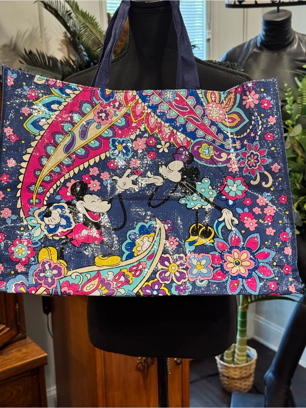 Stylish Floral Paisley Tote Bag with Cartoon Print - Navy Pink Vera Bradley - Picture 3 of 5